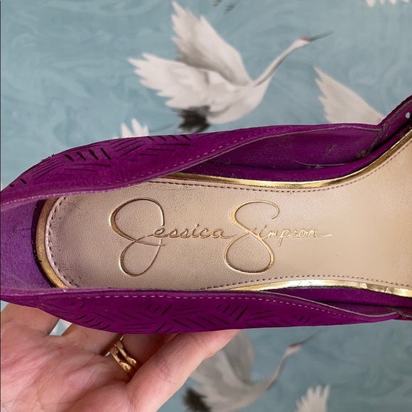 Jessica Simpson Electric Violet heels - Picture 2 of 3